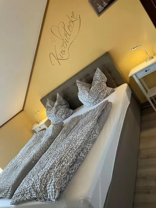 公寓 Fewo 57 - Appartement Im Rottalblick - Helle Kuschelecke Geniessen Mit Bademantelgang Zur Therme Und Tv, Stellplatz Im Haus 巴特格里斯巴赫 德国